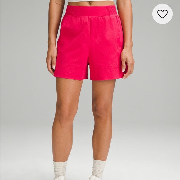 Lululemon Pink Shorts Stretch Woven Relaxed Fit High Rise 4” Medium Cherry Mist - Picture 1 of 7